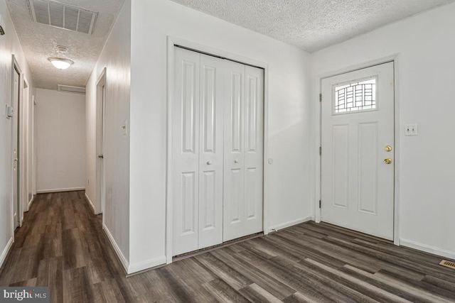 2 PUEBLO CIR, Indian Head, MD 20640