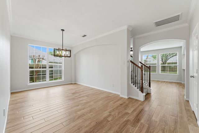 13522 Summer Villa Lane, Houston, TX 77044