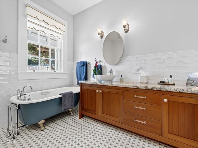 44900 Little Lake Road, Mendocino, CA 95460