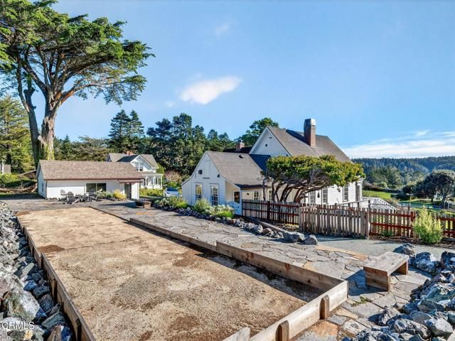 44900 Little Lake Road, Mendocino, CA 95460