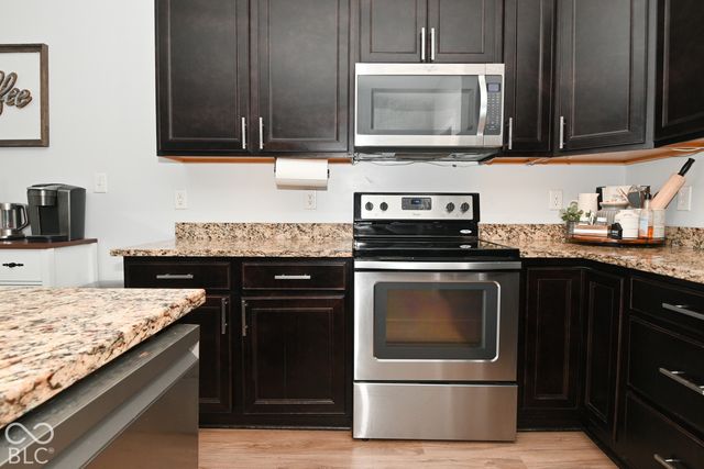 2582 Twinleaf Drive, Plainfield, IN 46168