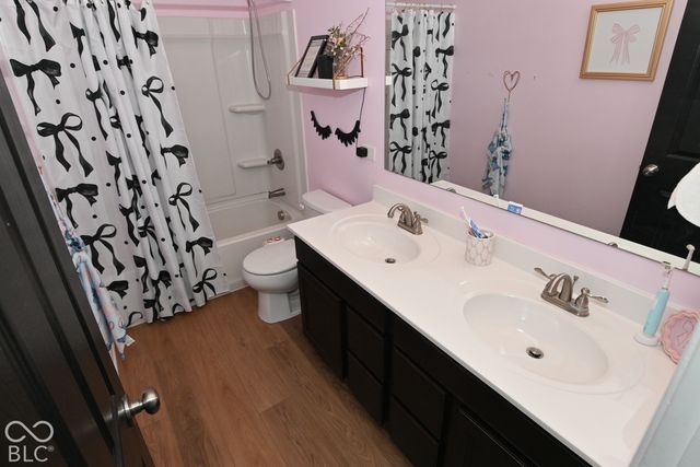 2582 Twinleaf Drive, Plainfield, IN 46168