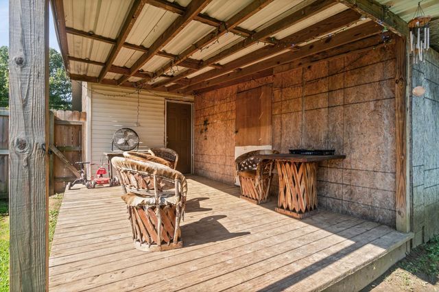 201 Hendrix St., Bald Knob, AR 72010