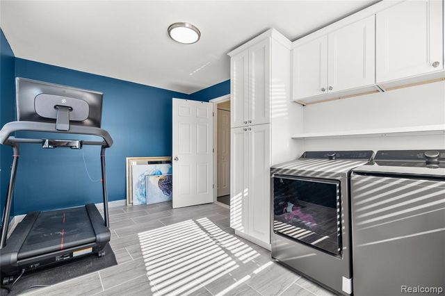 38309 Southfarm Lane, Northville, MI 48167