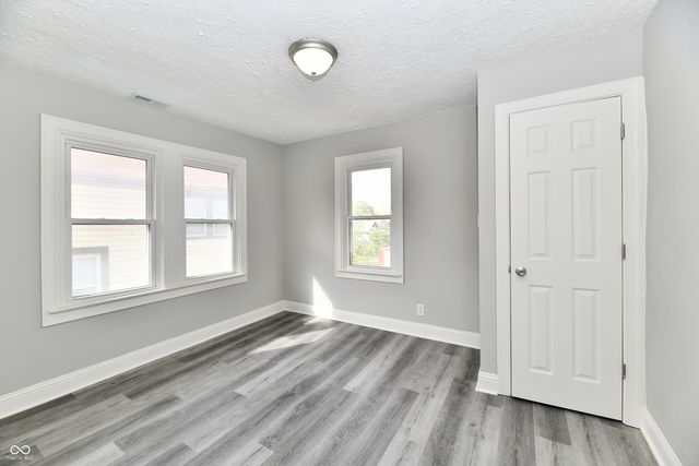 5020 E New York Street, Indianapolis, IN 46201