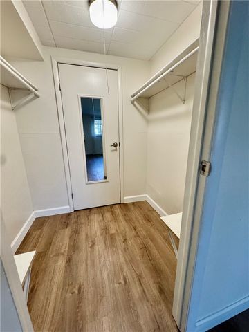 321 Ridge Point Circle B13, Bridgeville, PA 15017