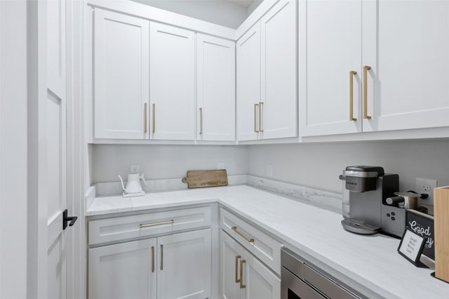 154 Stafford Drive, Heath, TX 75032