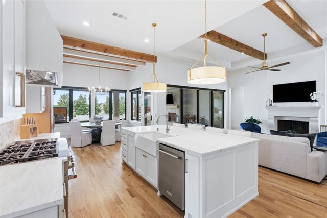 154 Stafford Drive, Heath, TX 75032