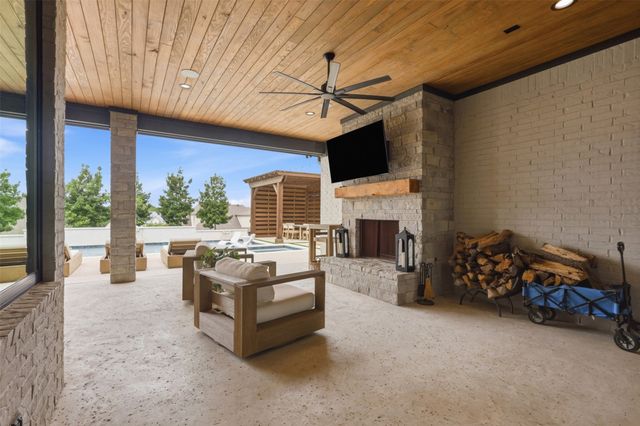 154 Stafford Drive, Heath, TX 75032