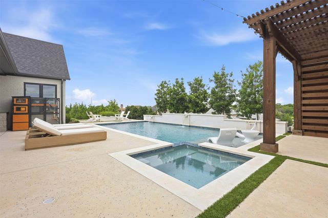 154 Stafford Drive, Heath, TX 75032