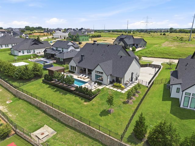 154 Stafford Drive, Heath, TX 75032