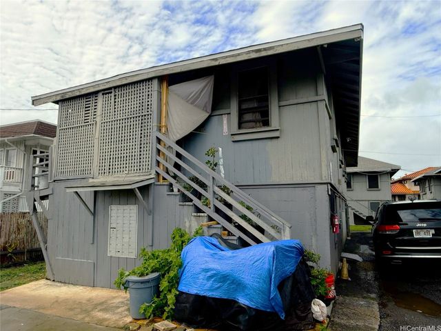 946 Winant Street, Honolulu, HI 96817