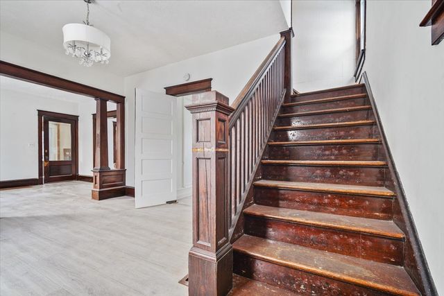 104 Magoun Street, Bloomington, IL 61701