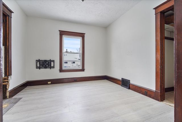 104 Magoun Street, Bloomington, IL 61701