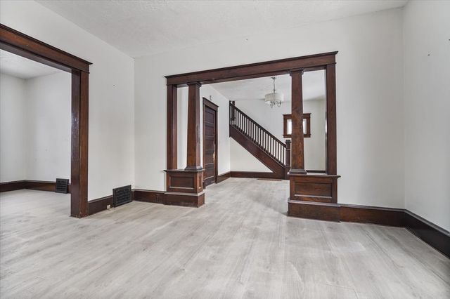 104 Magoun Street, Bloomington, IL 61701