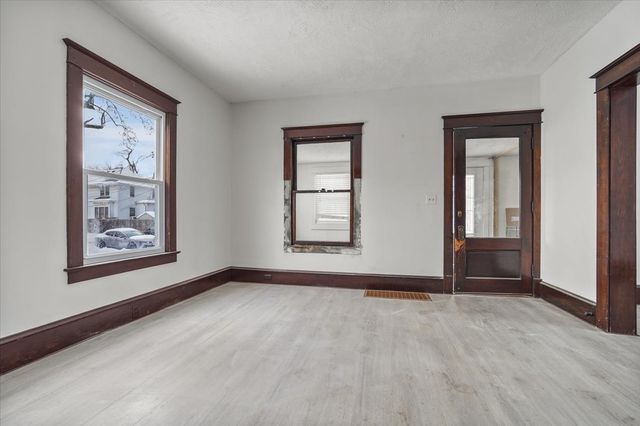 104 Magoun Street, Bloomington, IL 61701