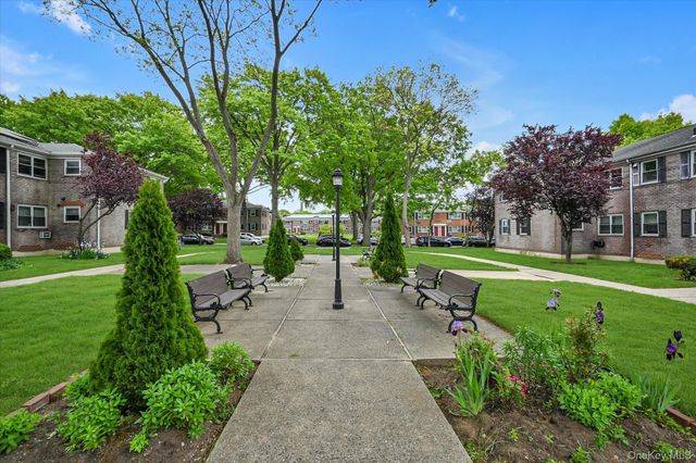 67-44 152nd Street 283B, Flushing, NY 11367