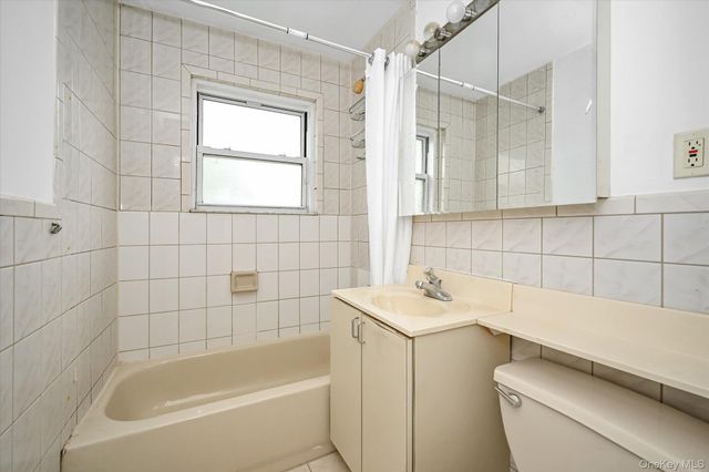 67-44 152nd Street 283B, Flushing, NY 11367
