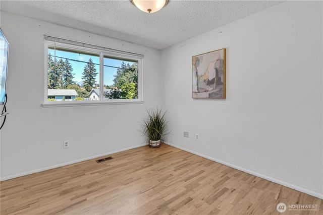4432 S 49th Street, Tacoma, WA 98409