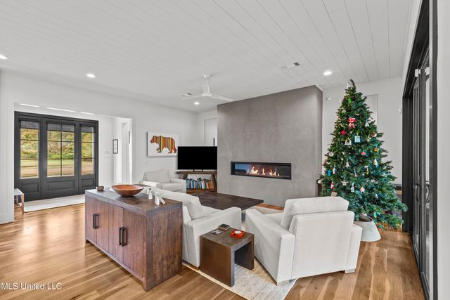 120 Covington Way, Madison, MS 39110