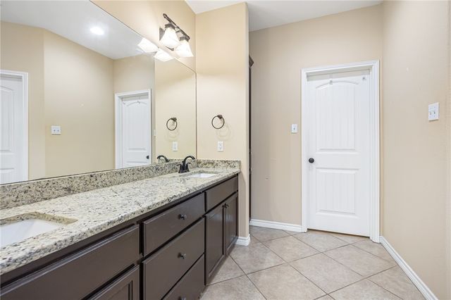 3813 Elvis Dr, Corpus Christi, TX 78414