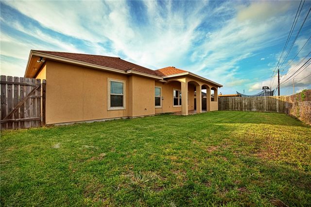 3813 Elvis Dr, Corpus Christi, TX 78414
