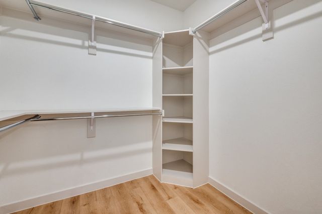 512 N Ewing Avenue 217, Dallas, TX 75203