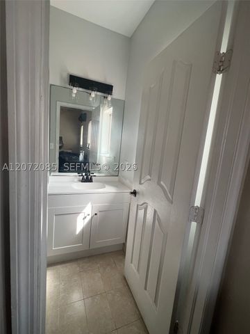 2964 NE 42nd Ave, Homestead, FL 33033
