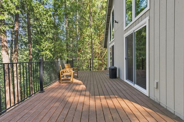 16902 Mckenzie Dr, Pioneer, CA 95666