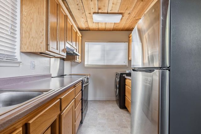 16902 Mckenzie Dr, Pioneer, CA 95666