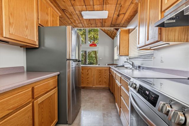 16902 Mckenzie Dr, Pioneer, CA 95666