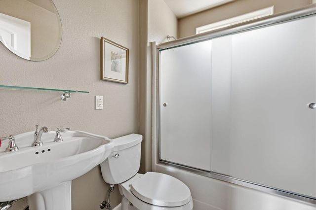 16902 Mckenzie Dr, Pioneer, CA 95666