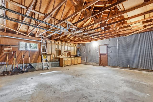 16902 Mckenzie Dr, Pioneer, CA 95666