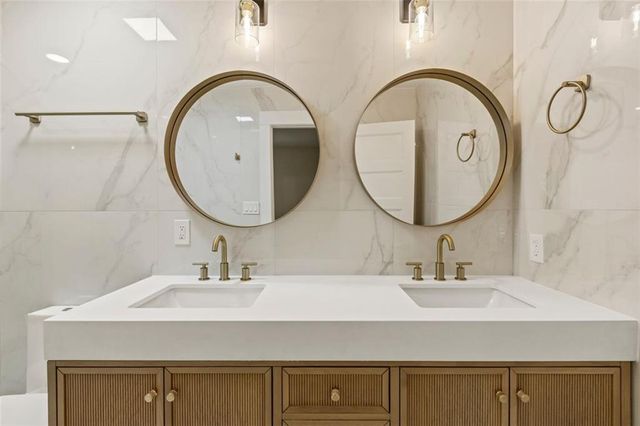 72 IVY NE Parkway, Atlanta, GA 30342