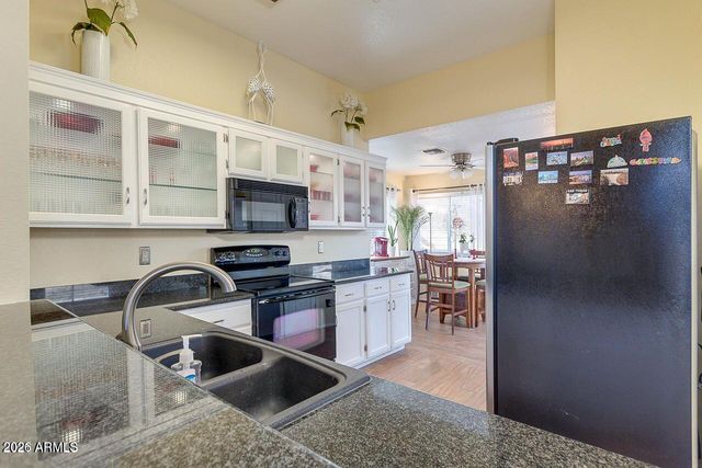 1830 E Citation Lane, Tempe, AZ 85284