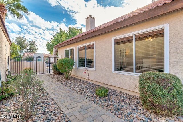 1830 E Citation Lane, Tempe, AZ 85284