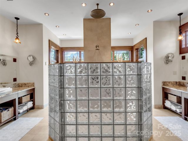 93 Lombard Street, Waynesville, NC 28786