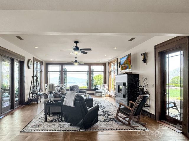 93 Lombard Street, Waynesville, NC 28786