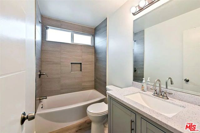 5529 Bonner Avenue 3, North Hollywood (los Angeles), CA 91601