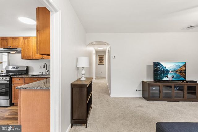 7 BROOKSIDE RD, Glenside, PA 19038