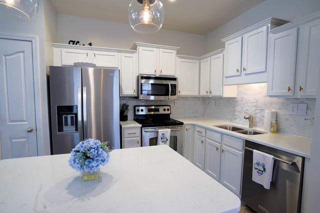 4885 SHAWS RIDGE CV, Arlington, TN 38002