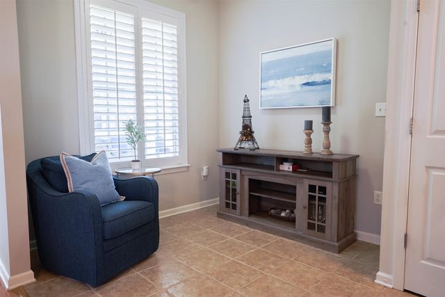 4885 SHAWS RIDGE CV, Arlington, TN 38002