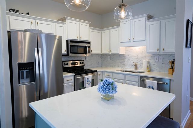 4885 SHAWS RIDGE CV, Arlington, TN 38002