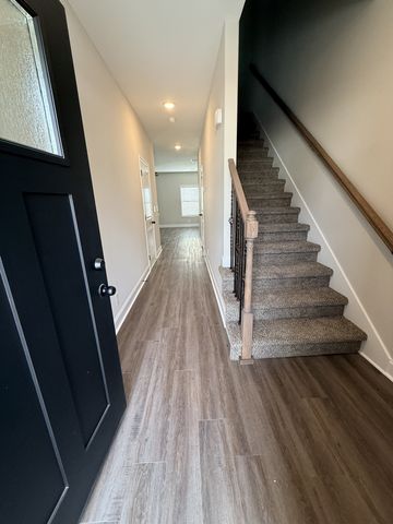 216 W Fallow Ct, Clarksville, TN 37040