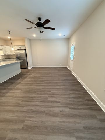 216 W Fallow Ct, Clarksville, TN 37040