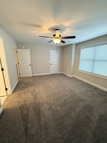 216 W Fallow Ct, Clarksville, TN 37040