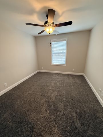 216 W Fallow Ct, Clarksville, TN 37040