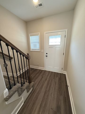 216 W Fallow Ct, Clarksville, TN 37040