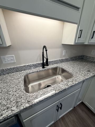 216 W Fallow Ct, Clarksville, TN 37040