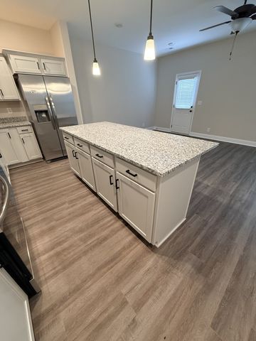 216 W Fallow Ct, Clarksville, TN 37040